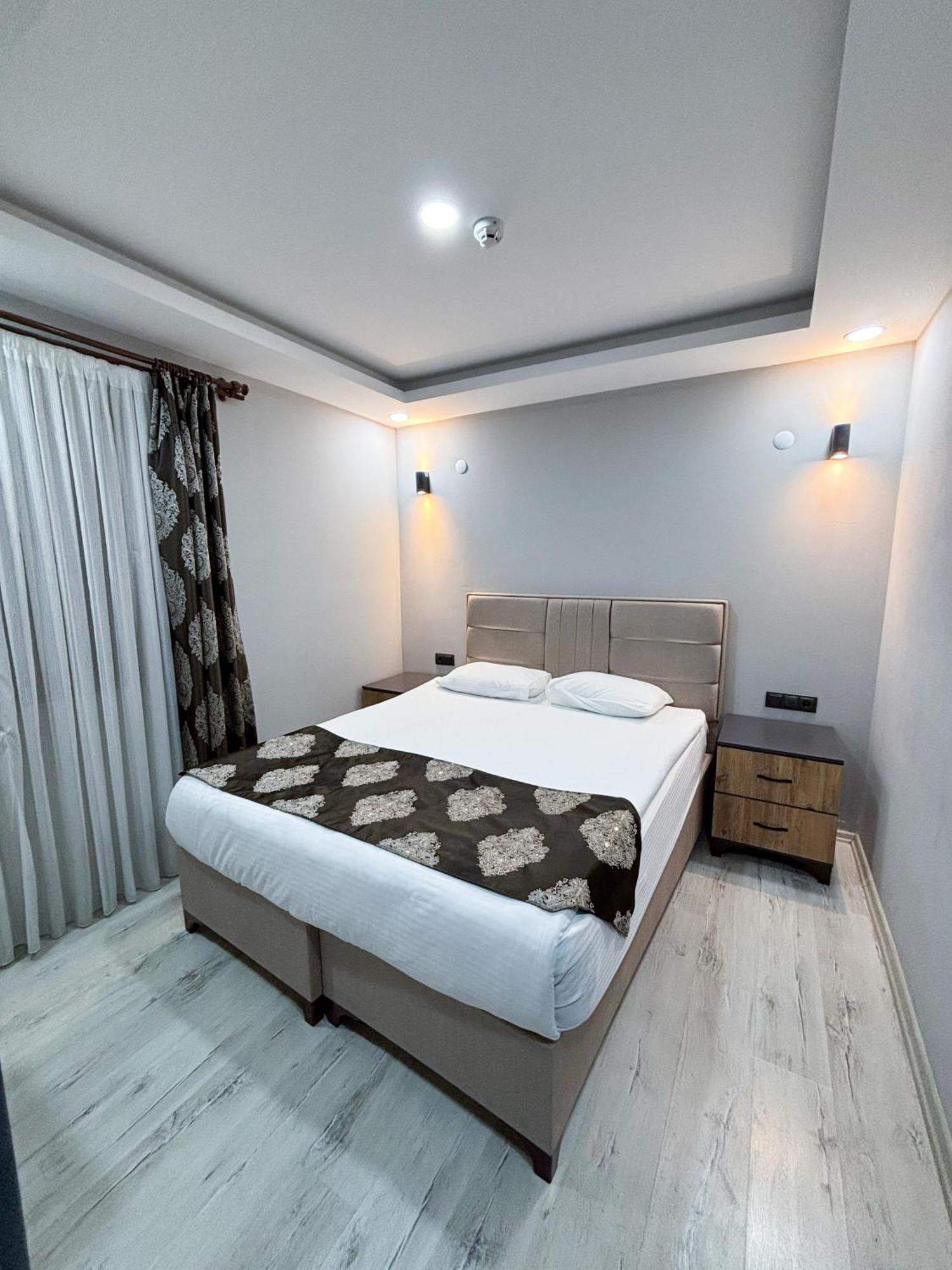 Whitestone Hotel เนฟซิเฮียร์ ภายนอก รูปภาพ